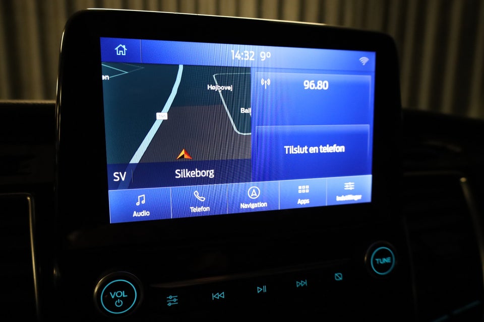 Ford Transit Custom 320L 2,0 TDCi 185 Sport aut.