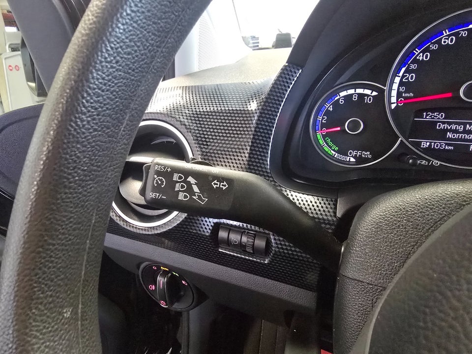 VW e-Up! Move Up! 5d