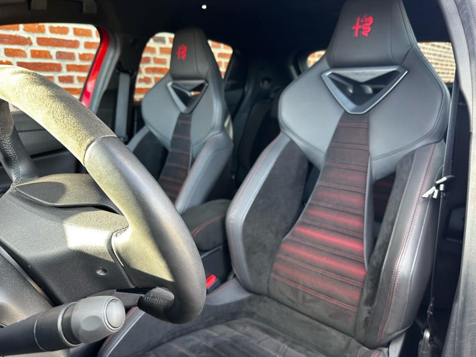 Alfa Romeo Junior Elettrica Speciale 5d