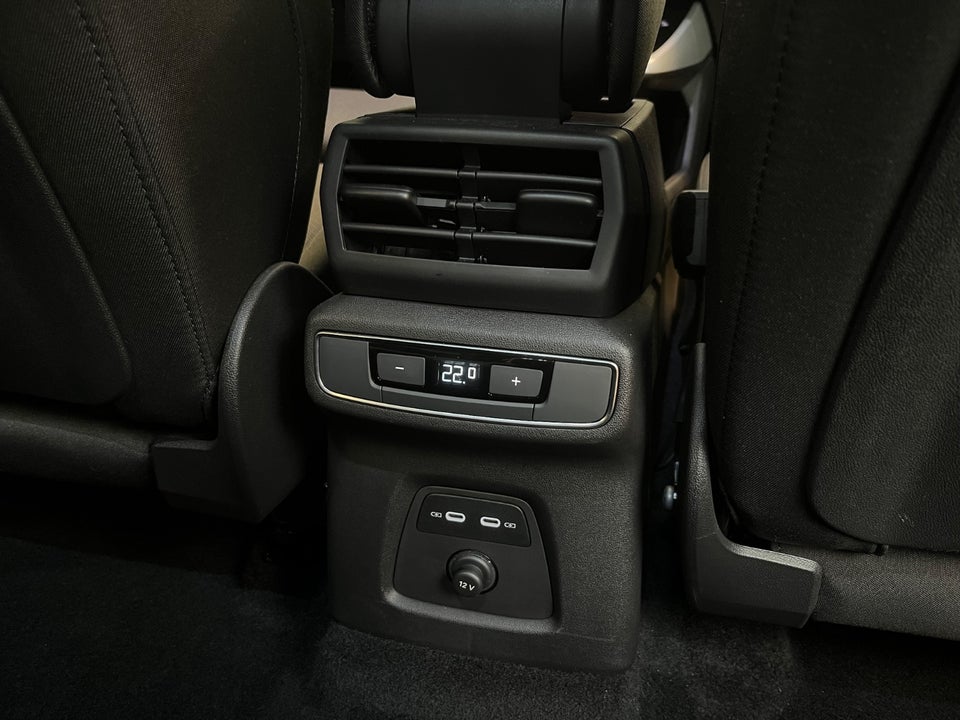 Audi Q4 e-tron 40 S-line 5d