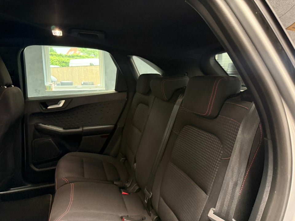 Ford Kuga 2,5 PHEV ST-Line CVT 5d