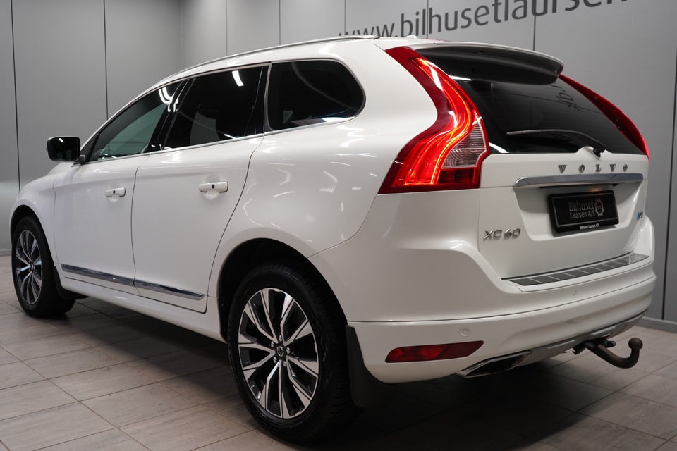 Volvo XC60 2,0 D4 190 Momentum aut. AWD 5d