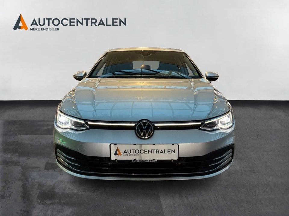 VW Golf VIII 1,4 eHybrid DSG 5d