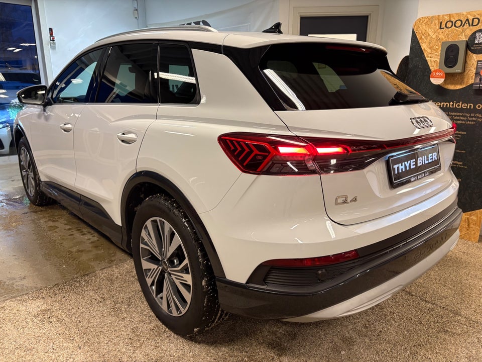Audi Q4 e-tron 40 Advanced 5d