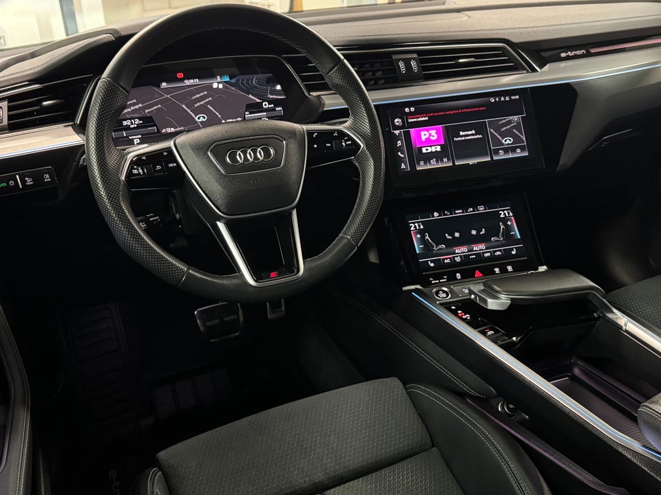 Audi Q8 e-tron 55 S-line Sportback quattro 5d