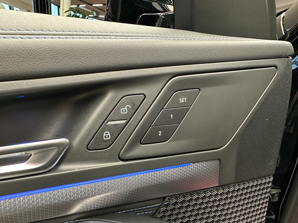 BMW iX1 eDrive20 M-Sport Pro 5d