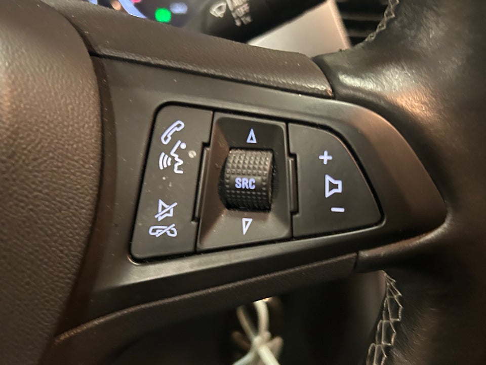 Opel Astra 1,5 D 105 Elegance 5d