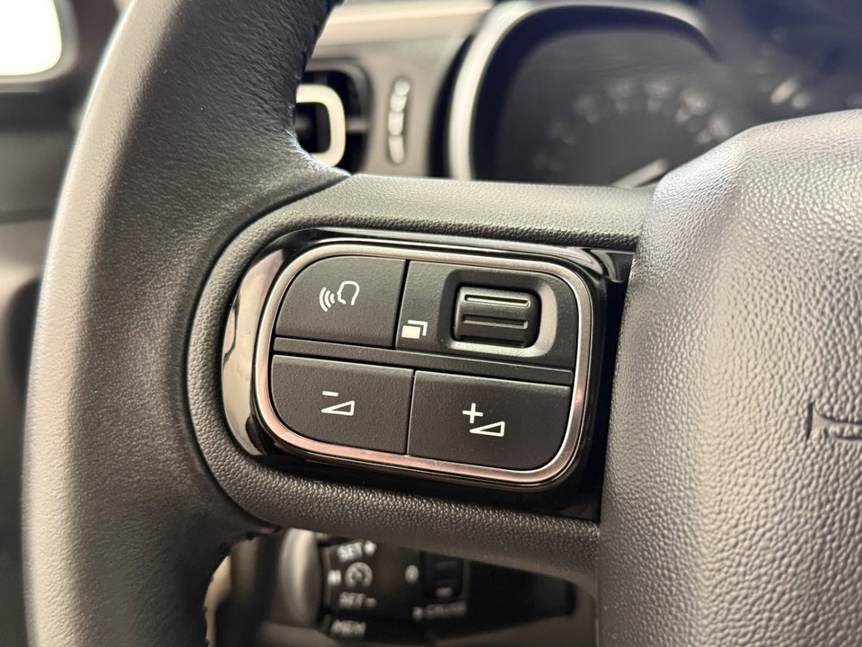 Citroën C3 1,2 PureTech 83 Impress 5d