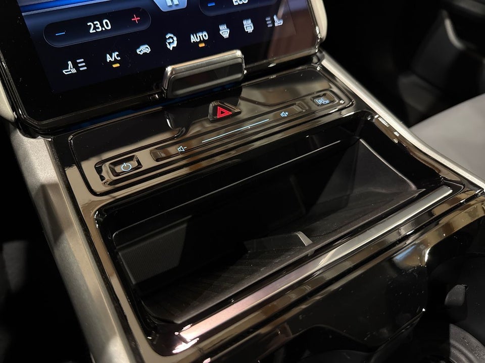 Ford Explorer 82 Select Extended Range 5d