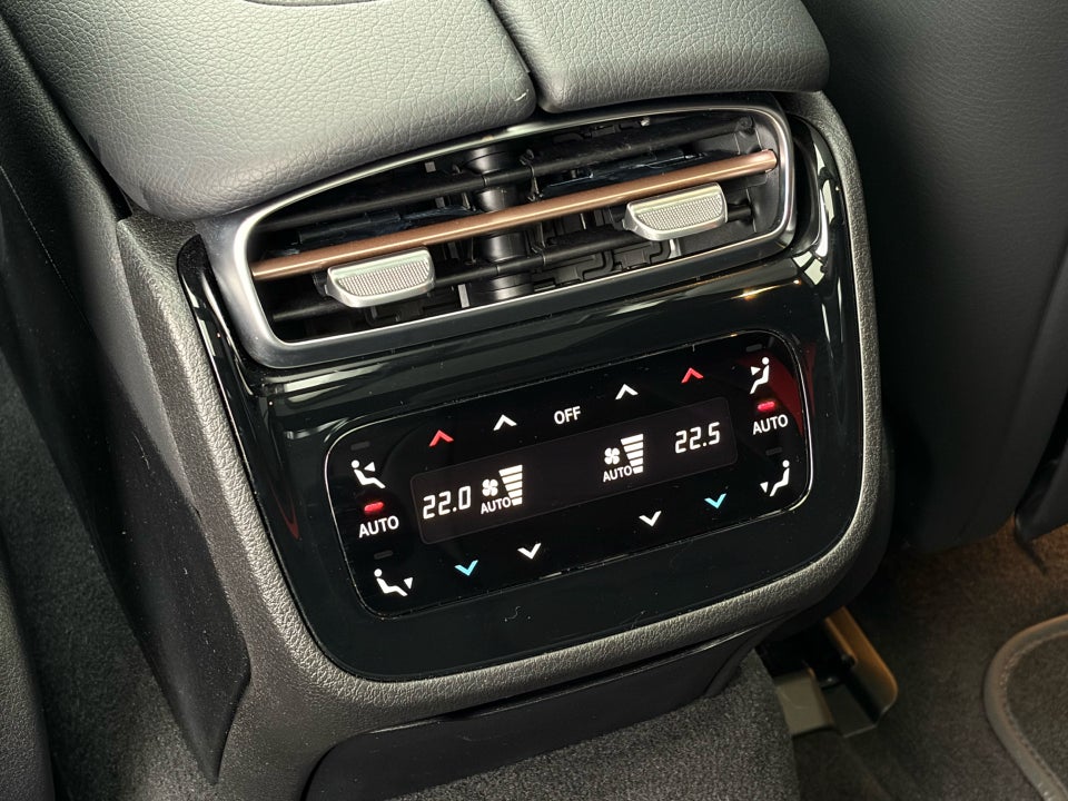 Mercedes EQE350 AMG Line 4Matic 4d