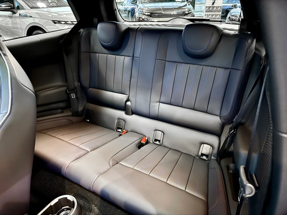 MINI Cooper SE Favoured Trim XL 3d