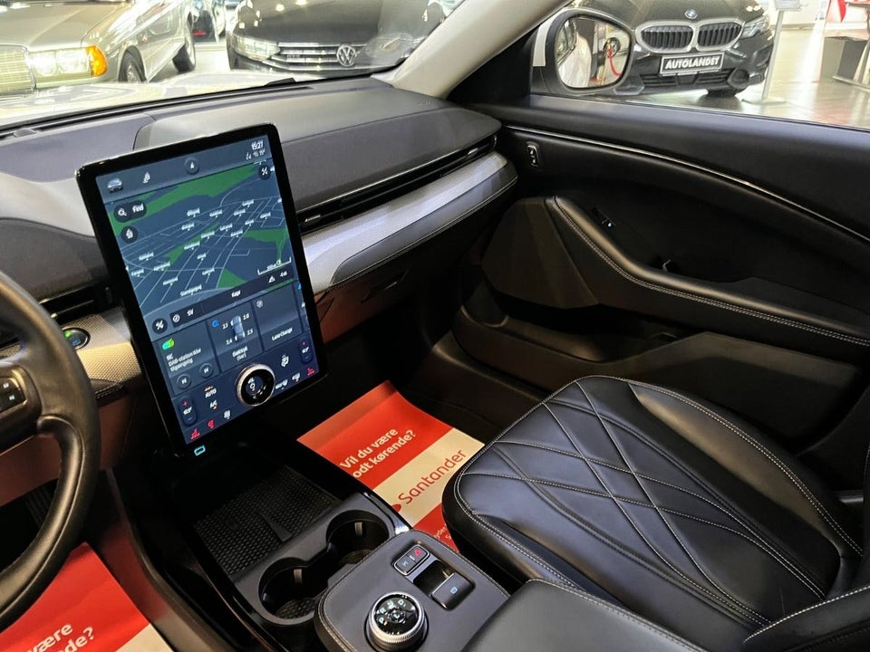 Ford Mustang Mach-E 98 Extended Range 5d