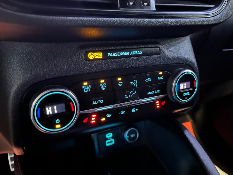 Ford Kuga 2,5 PHEV ST-Line X CVT 5d