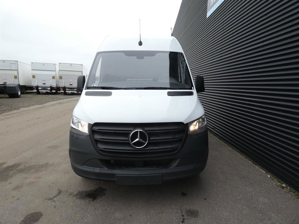 Mercedes Sprinter 317 2,0 CDi A2 Kassevogn aut. RWD