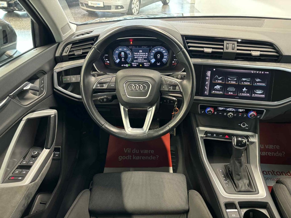 Audi Q3 45 TFSi e Attitude plus S-tr. 5d