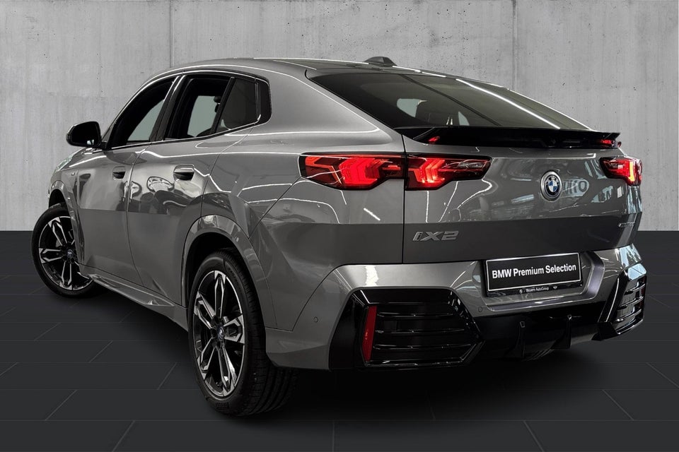 BMW iX2 eDrive20 M-Sport 5d