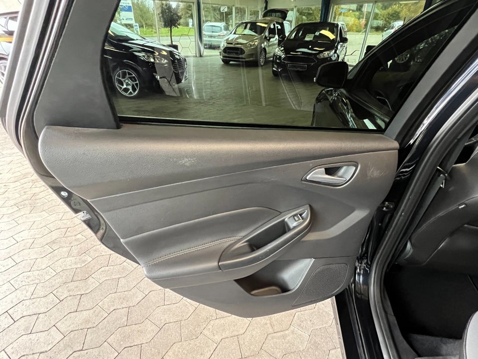 Ford Focus 2,0 TDCi 185 ST2 stc. 5d