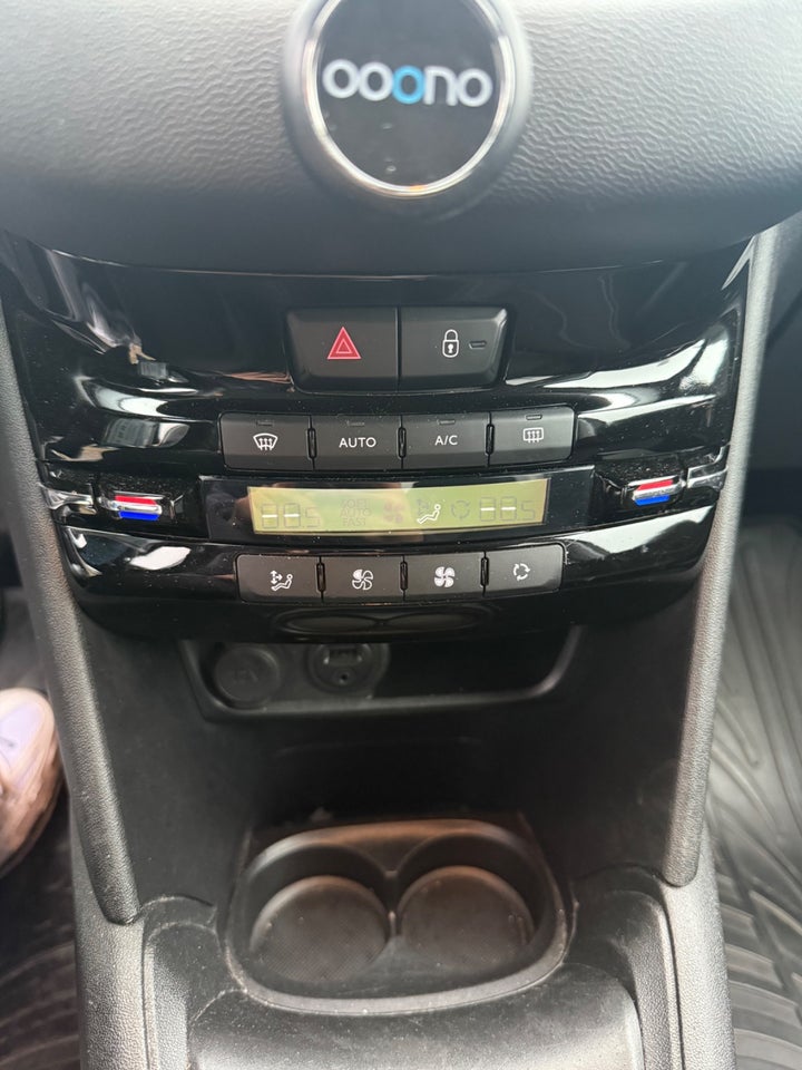 Peugeot 208 1,6 BlueHDi 100 Active 5d