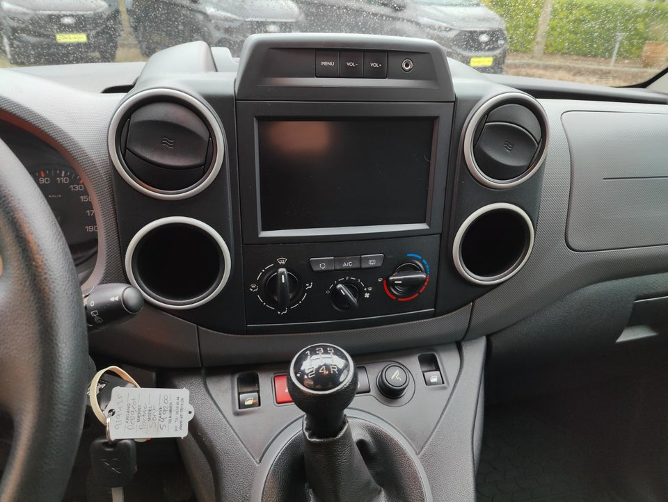 Peugeot Partner 1,6 BlueHDi 100 L2 Flex Van 5d