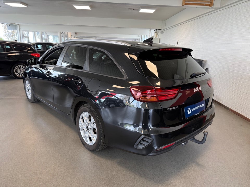Kia Ceed 1,6 CRDi mHEV Prestige SW DCT 5d