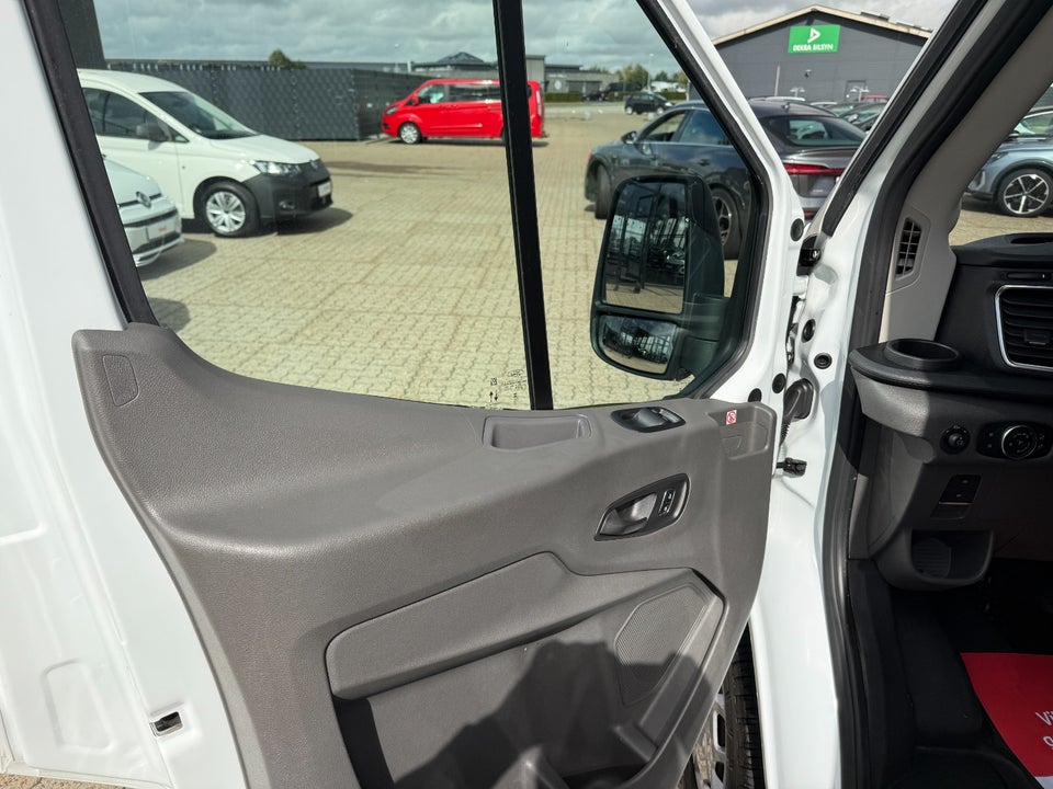Ford E-Transit 350 L3 Van 68 Trend H2 RWD