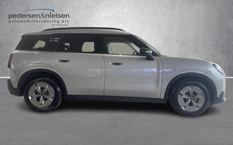 MINI Countryman E Classic Trim M 5d