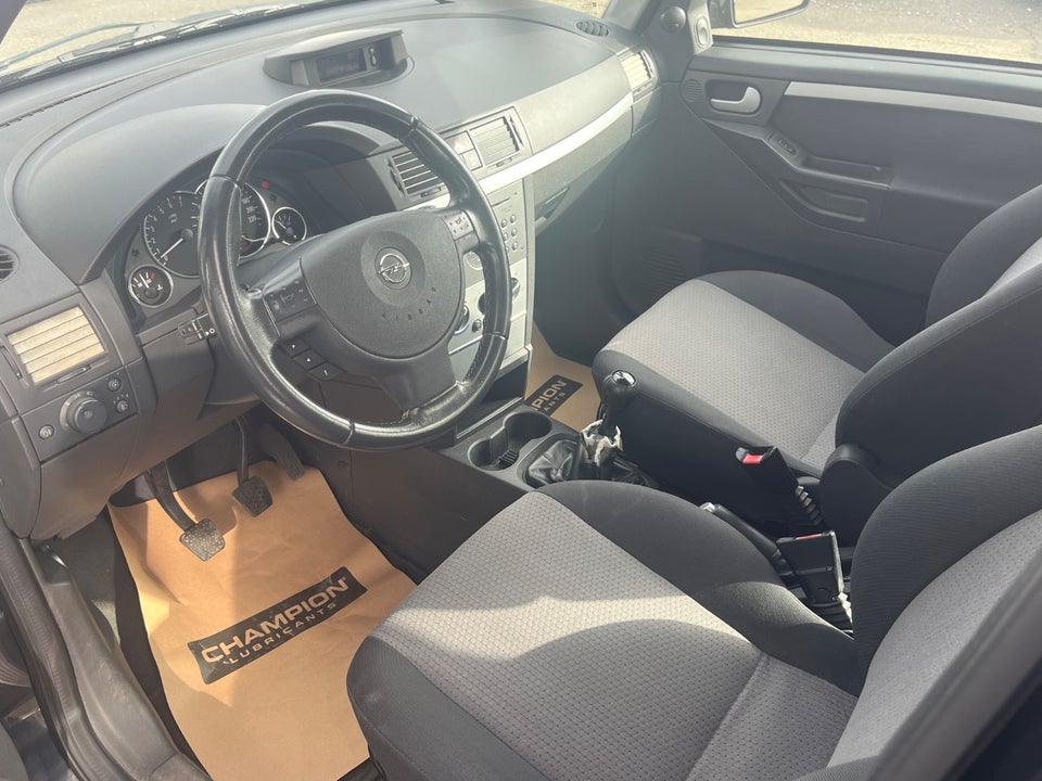 Opel Meriva 1,8 16V Cosmo 5d