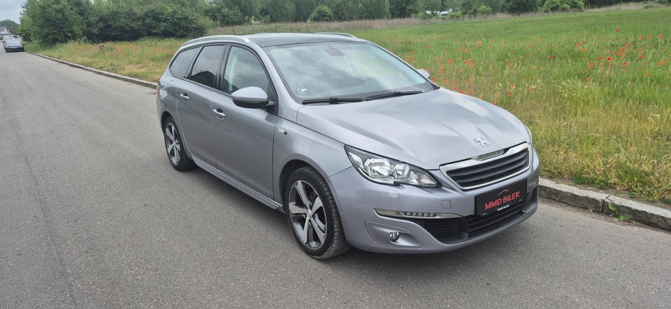 Peugeot 308 1,2 e-THP 110 Style SW 5d