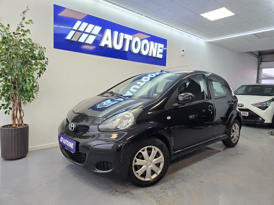 Toyota Aygo 1,0 Plus MMT 5d