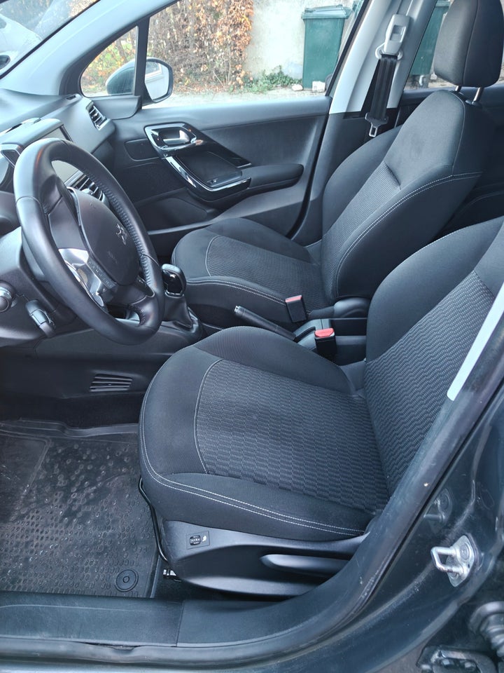 Peugeot 208 1,2 VTi 82 Active 5d