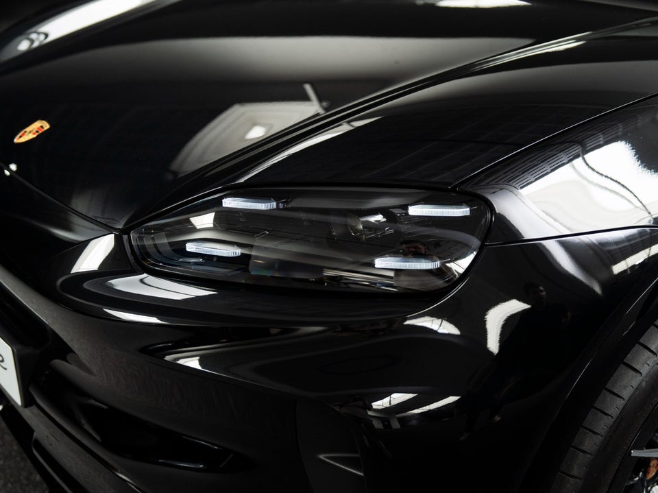 Porsche Cayenne S Electric Coupé 5d