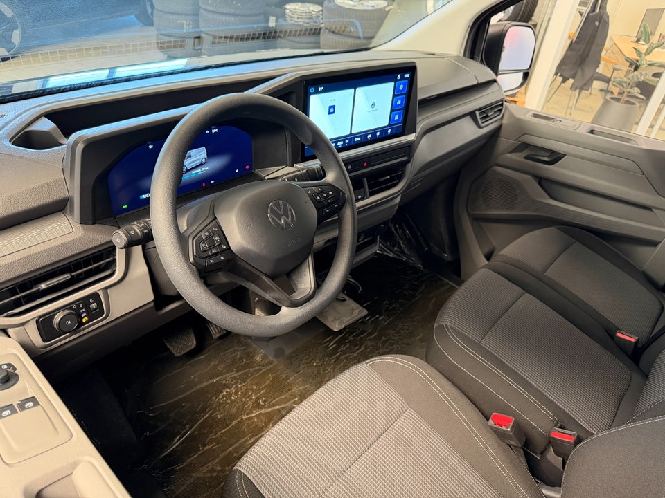VW e-Caravelle 64 Basis SWB