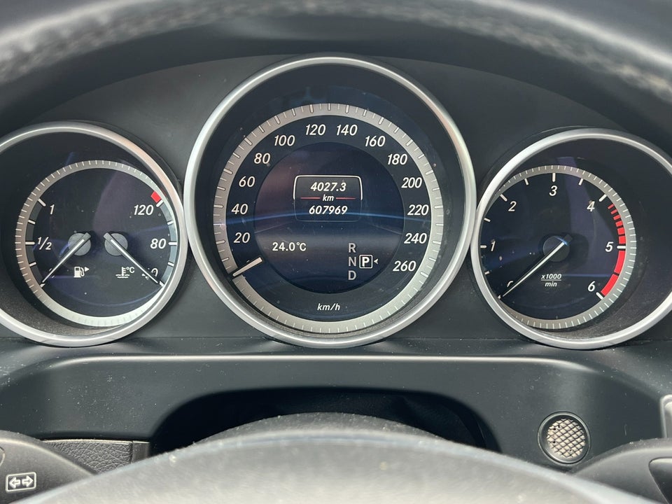 Mercedes E200 2,2 BlueTEC Elegance stc. aut. 5d