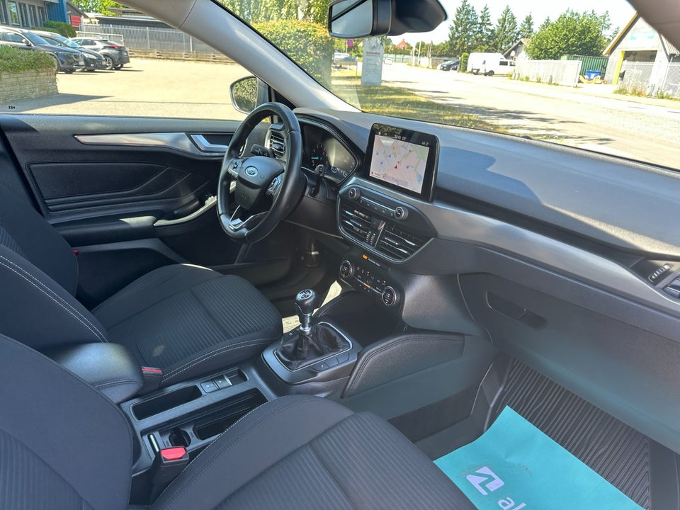 Ford Focus 1,0 EcoBoost Titanium 5d