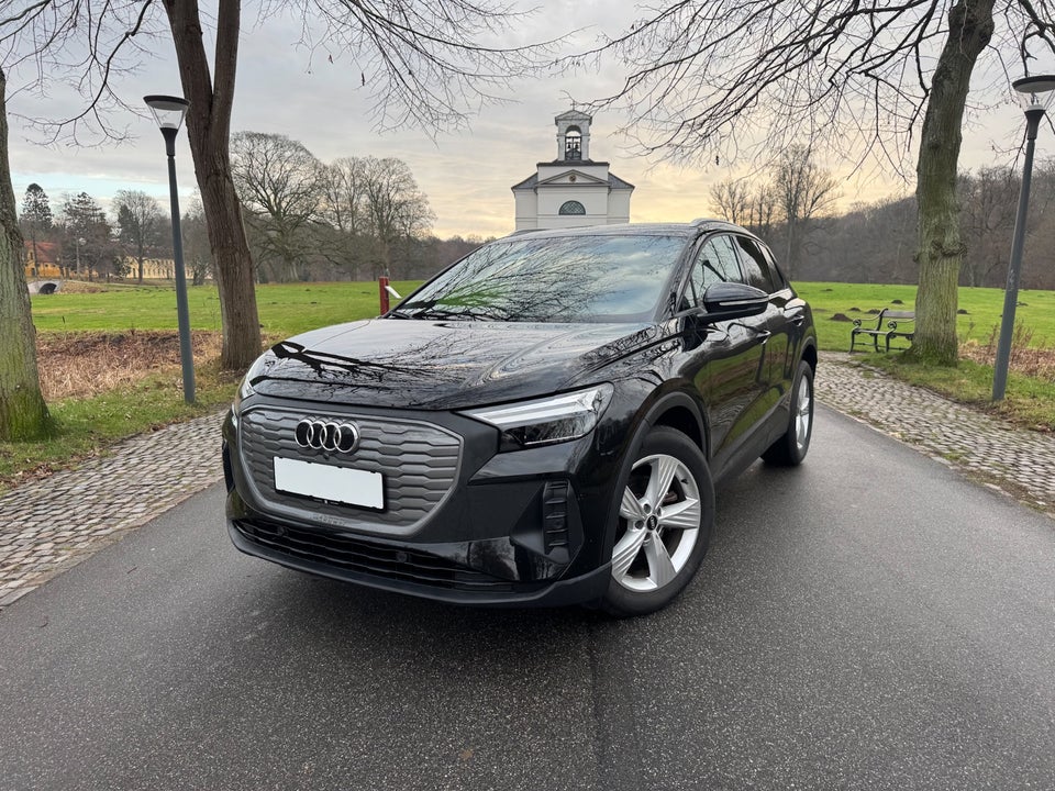 Audi Q4 e-tron 35  5d
