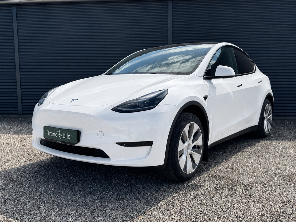 Tesla Model Y RWD 5d