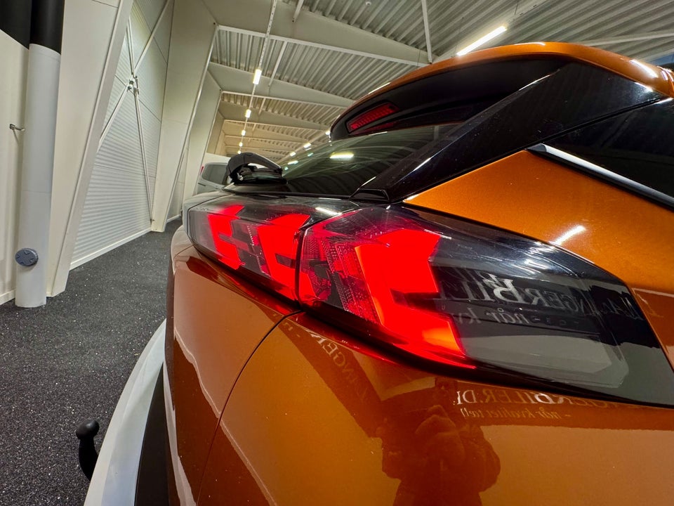 Peugeot 2008 1,2 PureTech 130 Active 5d