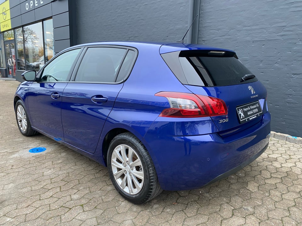 Peugeot 308 1,2 PureTech 130 Style 5d