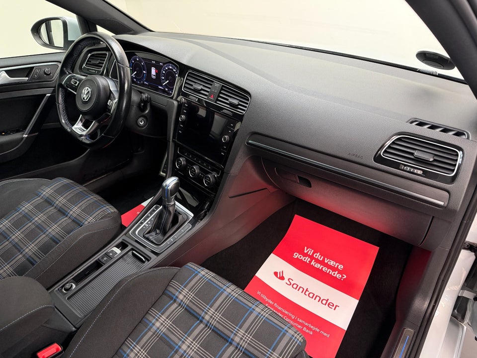 VW Golf VII 1,4 GTE DSG 5d