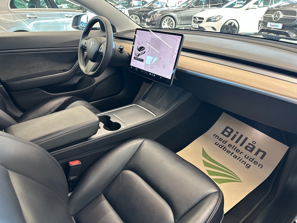 Tesla Model 3 Long Range AWD 4d