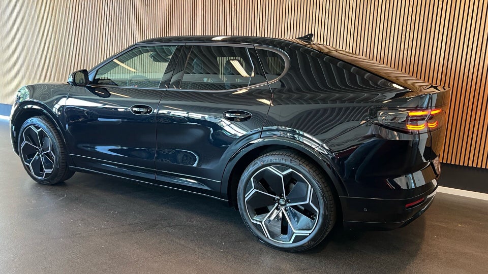 Ford Capri 77 Premium Extended Range 5d
