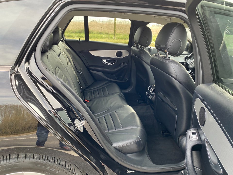 Mercedes C220 d 2,2 Avantgarde stc. aut. 5d