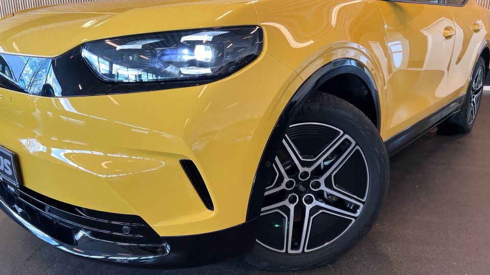 Ford Capri 77 Premium Extended Range 5d