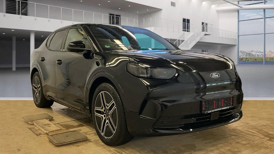 Ford Capri 77 Premium Extended Range 5d