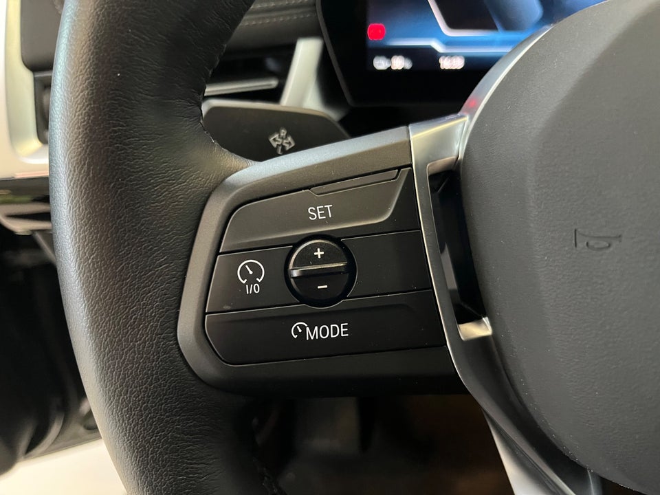 BMW iX1 eDrive20 X-Line 5d