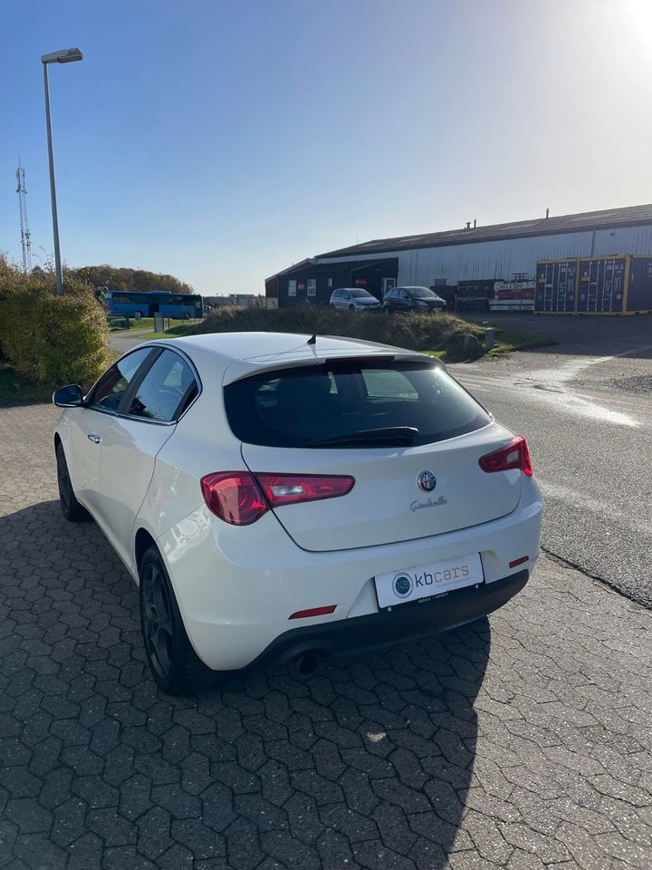 Alfa Romeo Giulietta 1,4 M-Air 170 Distinctive 5d