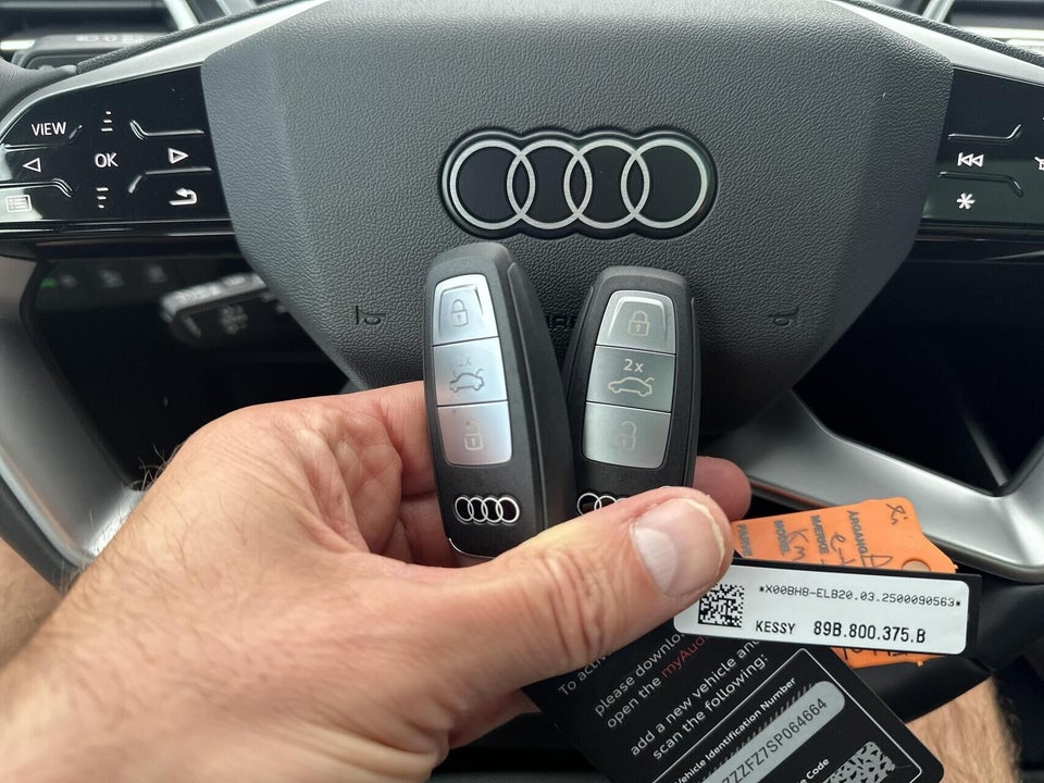 Audi Q4 e-tron 45 Progress quattro 5d