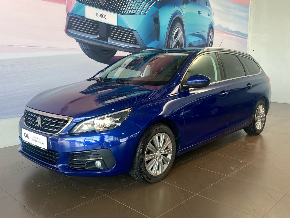 Peugeot 308 1,6 BlueHDi 120 Allure Sky SW 5d