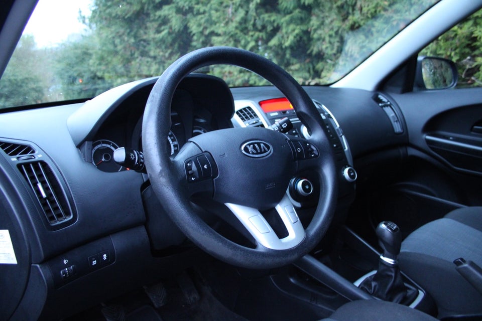 Kia Ceed 1,6 CRDi 90 Active SW 5d