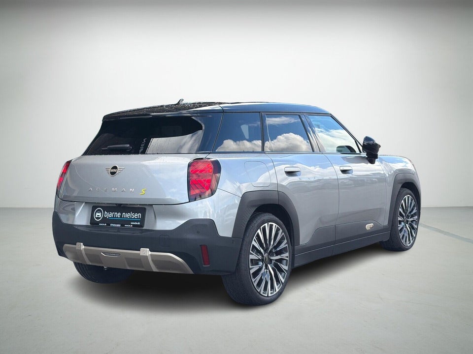 MINI Aceman SE Favoured Trim M 5d